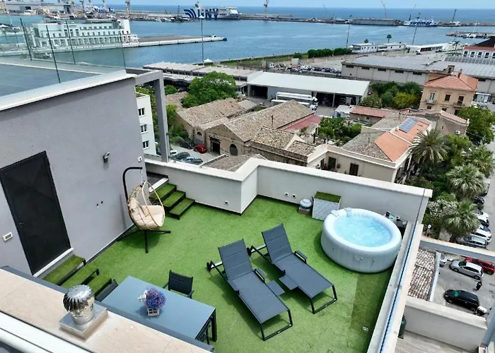 Marina Rooftop Exclusive View *