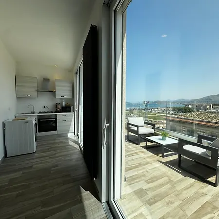 Marina Rooftop View Apartment Palermo