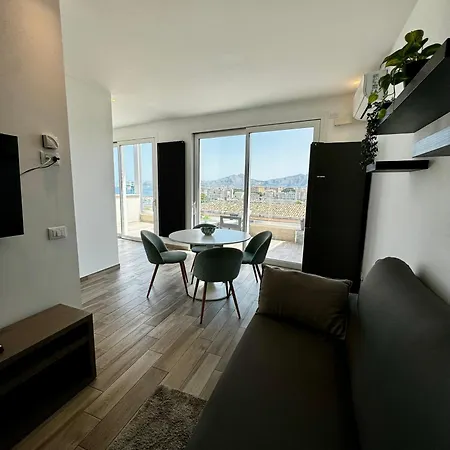 Apartment Marina Rooftop View