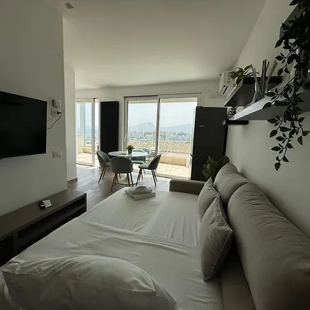 Marina Rooftop View Apartment